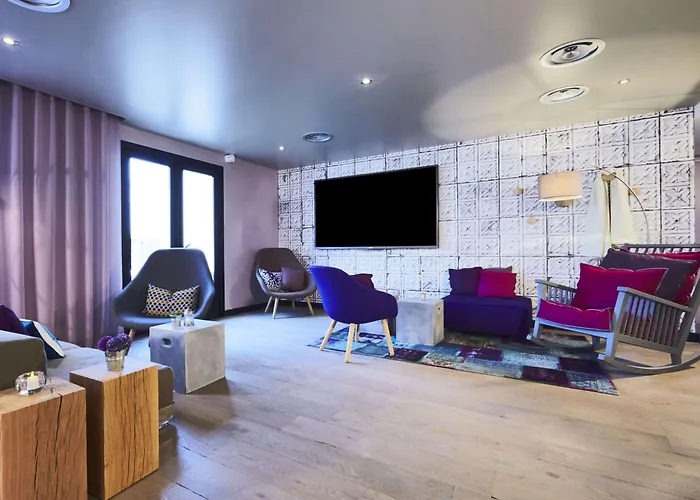 Campanile Nature - 3*